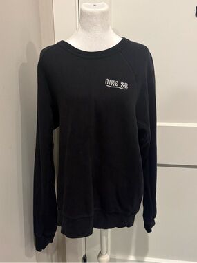Nike SB Black Crewneck Sweatshirt